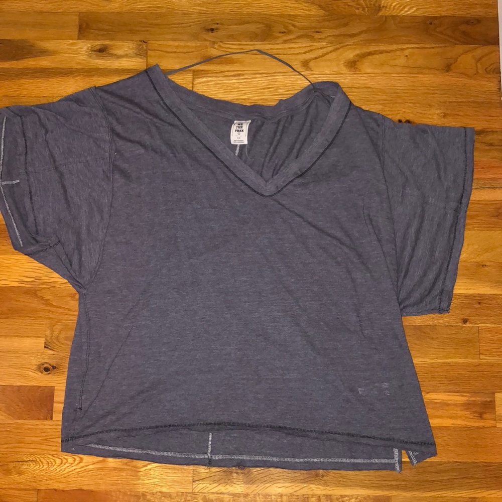 OVERSIZED FREE PEOPLE V-NECK T-SHIRT